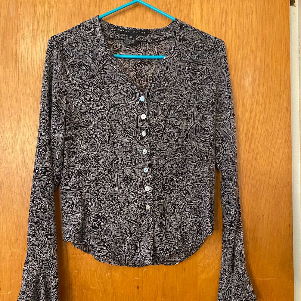 Long sleeve shirt size xs
